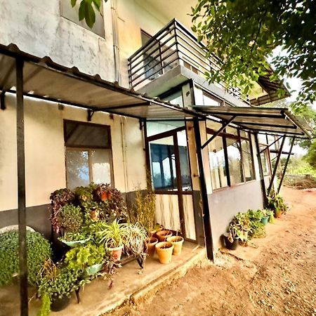 Coorg Nature Breeze Home Stay มาดิเครี ภายนอก รูปภาพ