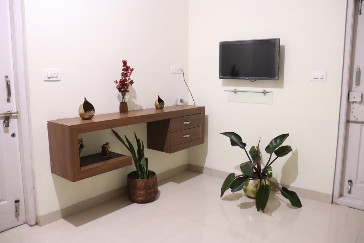 Coorg Nature Breeze Home Stay มาดิเครี ภายนอก รูปภาพ